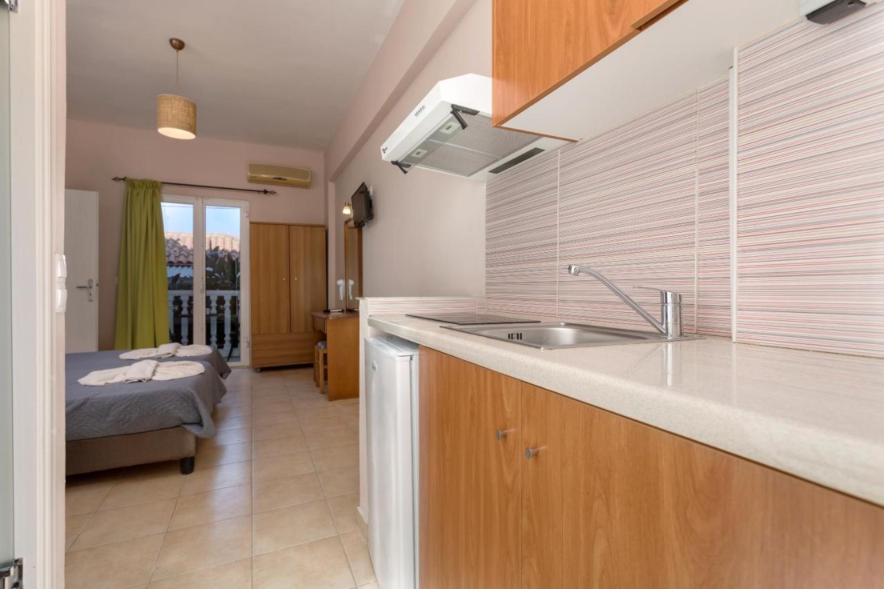 Mare Blu Studios & Suites Laganas Extérieur photo