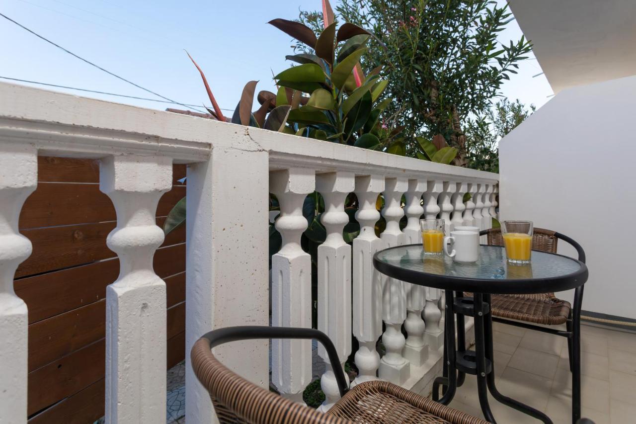 Mare Blu Studios & Suites Laganas Extérieur photo