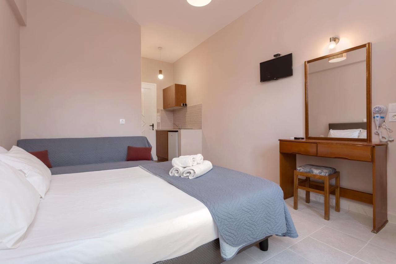 Mare Blu Studios & Suites Laganas Extérieur photo