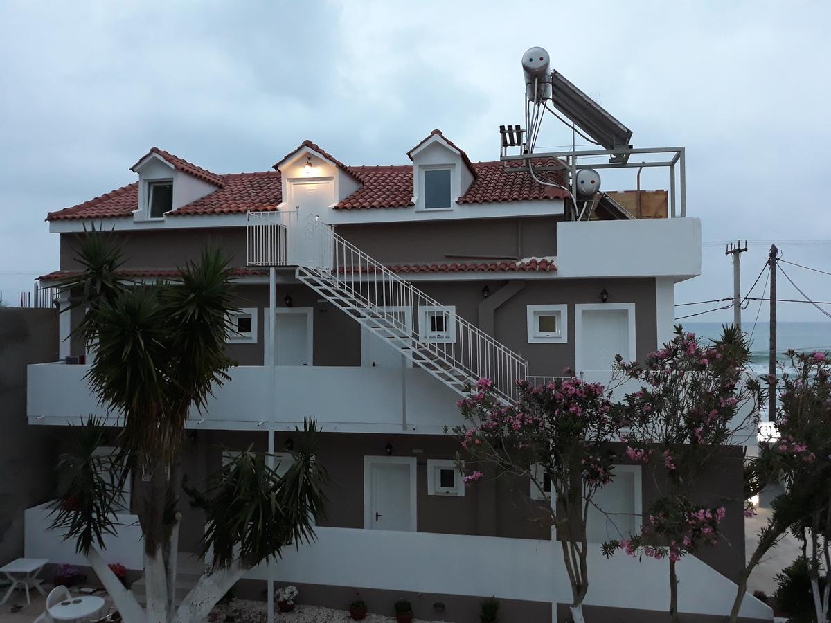 Mare Blu Studios & Suites Laganas Extérieur photo