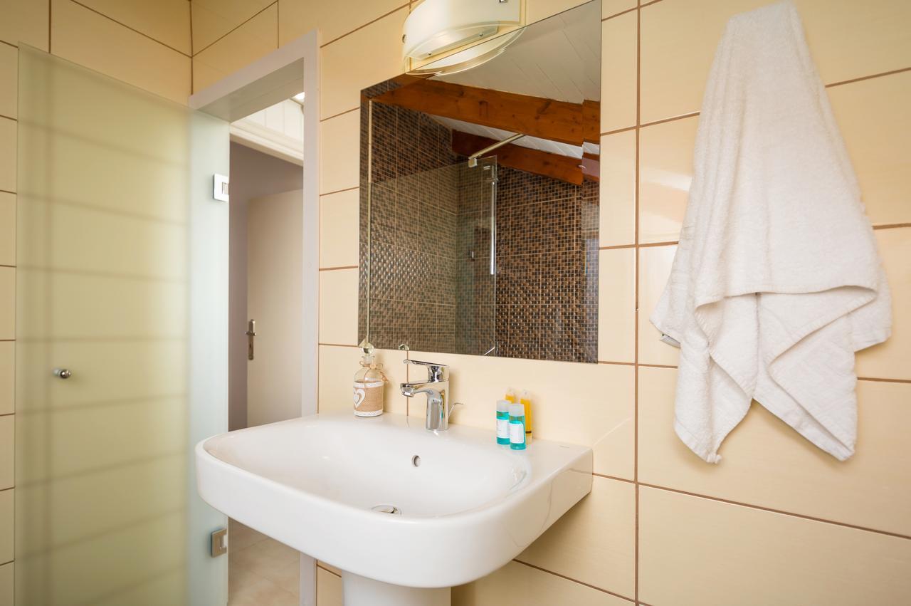 Mare Blu Studios & Suites Laganas Extérieur photo
